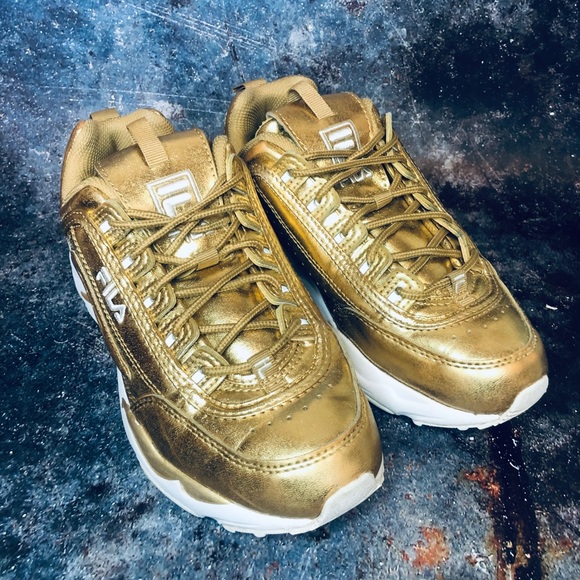 FILA Disruptor 2 Premium Metallic Sneaker - Picture 2 of 8